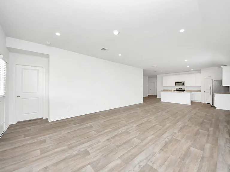 4206 Zeke Estates Ln — Photo 5