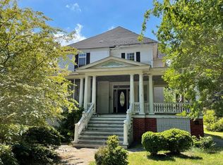 316 Main St, Reedville, VA 22539