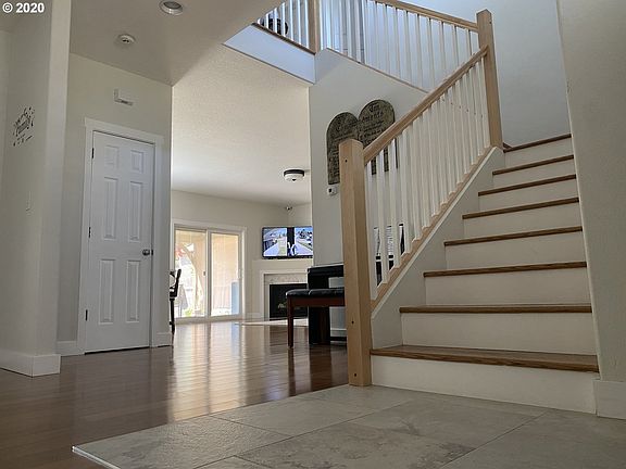 4th image of 15515 NE 82nd Cir