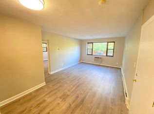 747 Highland Ave, Needham Heights, MA 02494