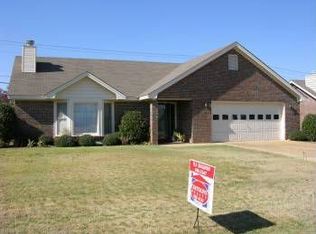 225 Westmeade Ct, Florence, AL 35630