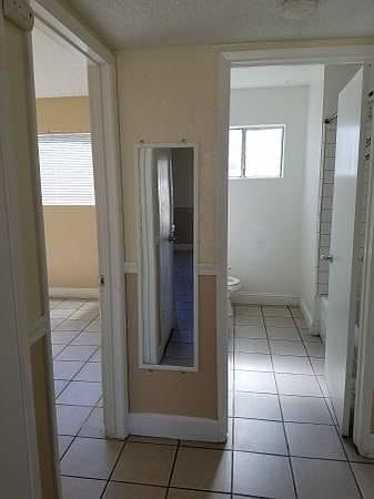 2nd image of 637 W Cambridge Ave APT F