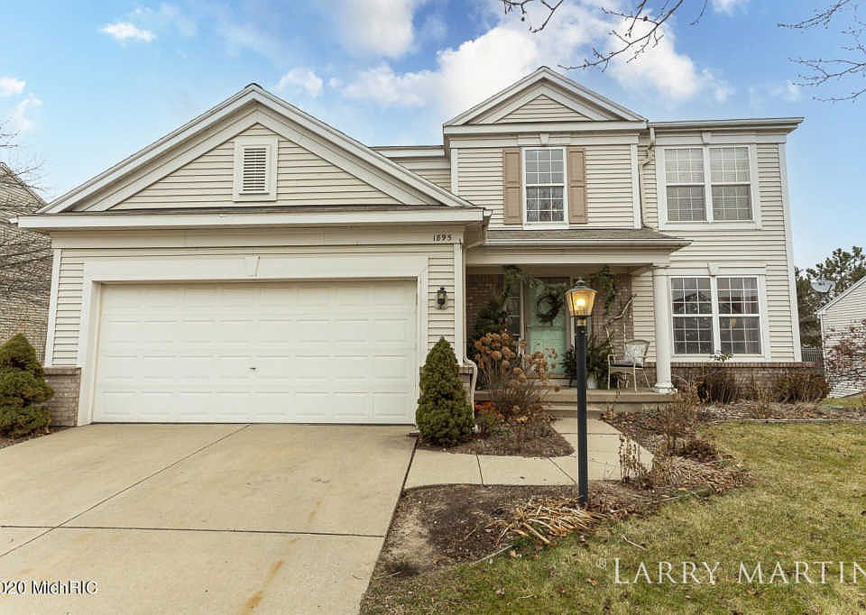 1st image of 1895 Hollow Creek Dr SE