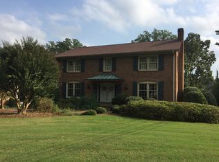 315 Ridgecrest Dr, Lexington, NC 27292