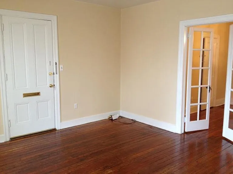 142 S Hanover St #1 — Photo 8