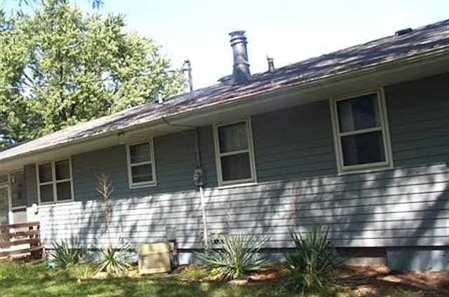 2nd image of 1515 Jackson St