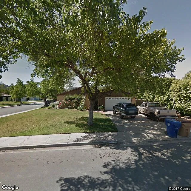 1307 Quincy St NE photo 1