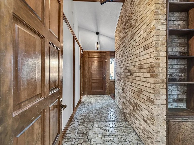 8 Shadowood St — Photo 4