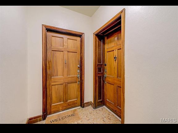 3rd image of 705 Westwood Dr APT 3B