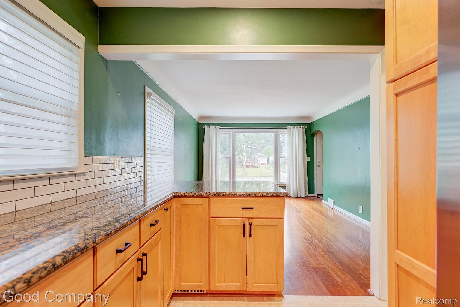 1024 Wyandotte Ave, photo 14