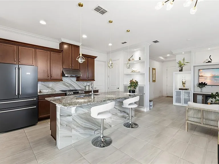 5092 Twin Lakes Blvd — Photo 11