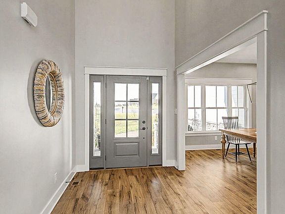 5th image of 7297 Grand Oaks Dr