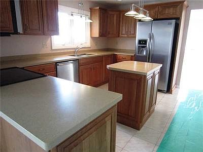 3rd image of 6328 Meadowrue Ln