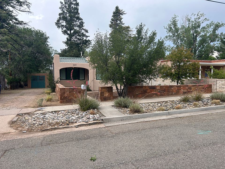 1st image of 229 E Coronado Rd