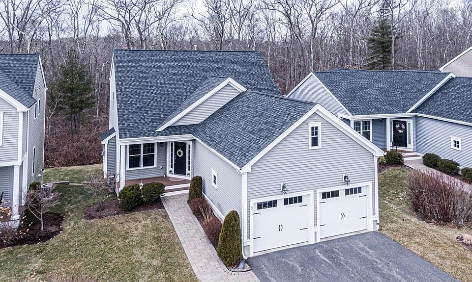 1st image of 99 Winterberry Ln