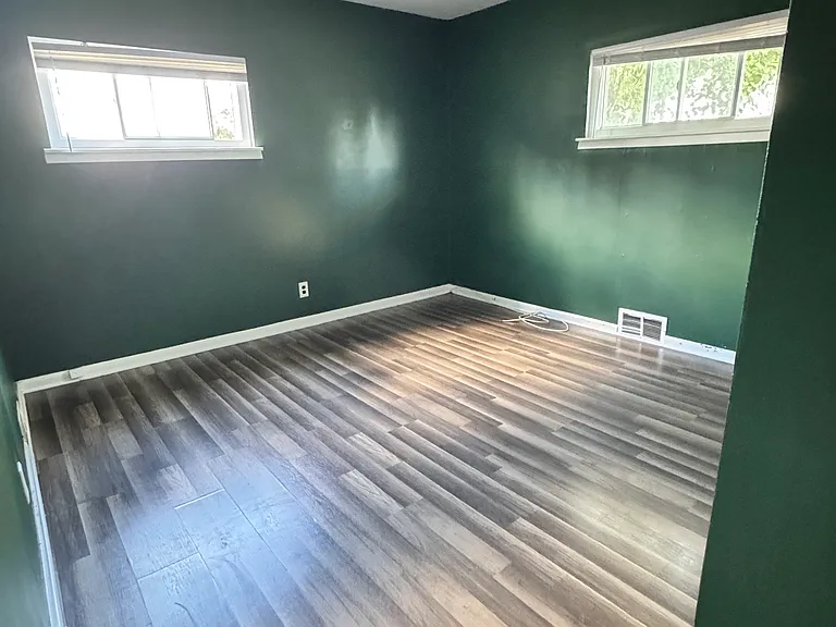 224 Moldoff Rd — Photo 18