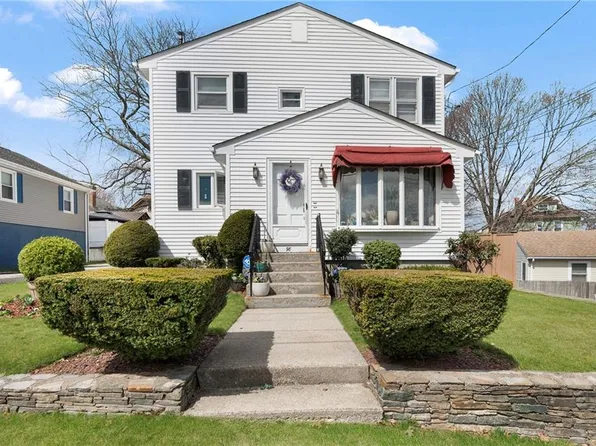 98 Gloucester St, Providence, RI 02908