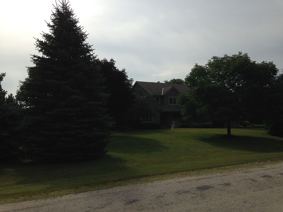 1st image of W304N5354 Evelyn Ct