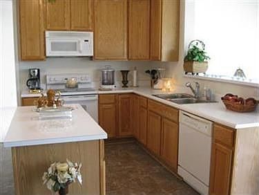 5th image of 502 Cobblestone Ct