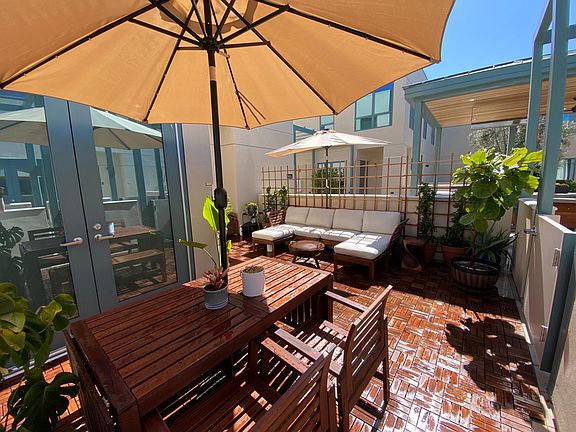 4th image of 2301 Wilshire Blvd #206