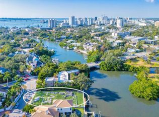 1821 Lincoln Dr, Sarasota, FL 34236