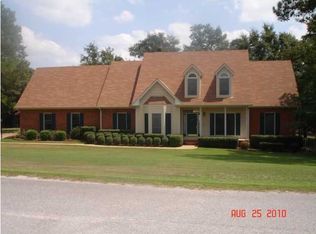 112 Friendship Cir, Clanton, AL 35045