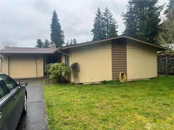 611 Stevens Street, Steilacoom, WA 98338