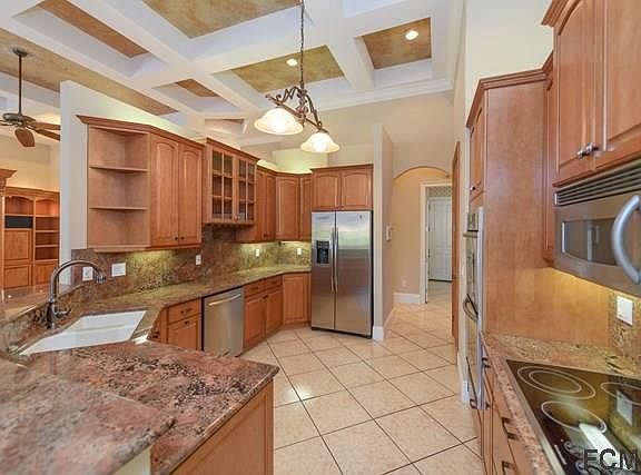 3rd image of 14 Oak View Cir E