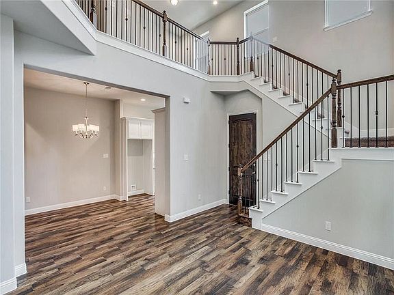5th image of 4141 Broadway Ave