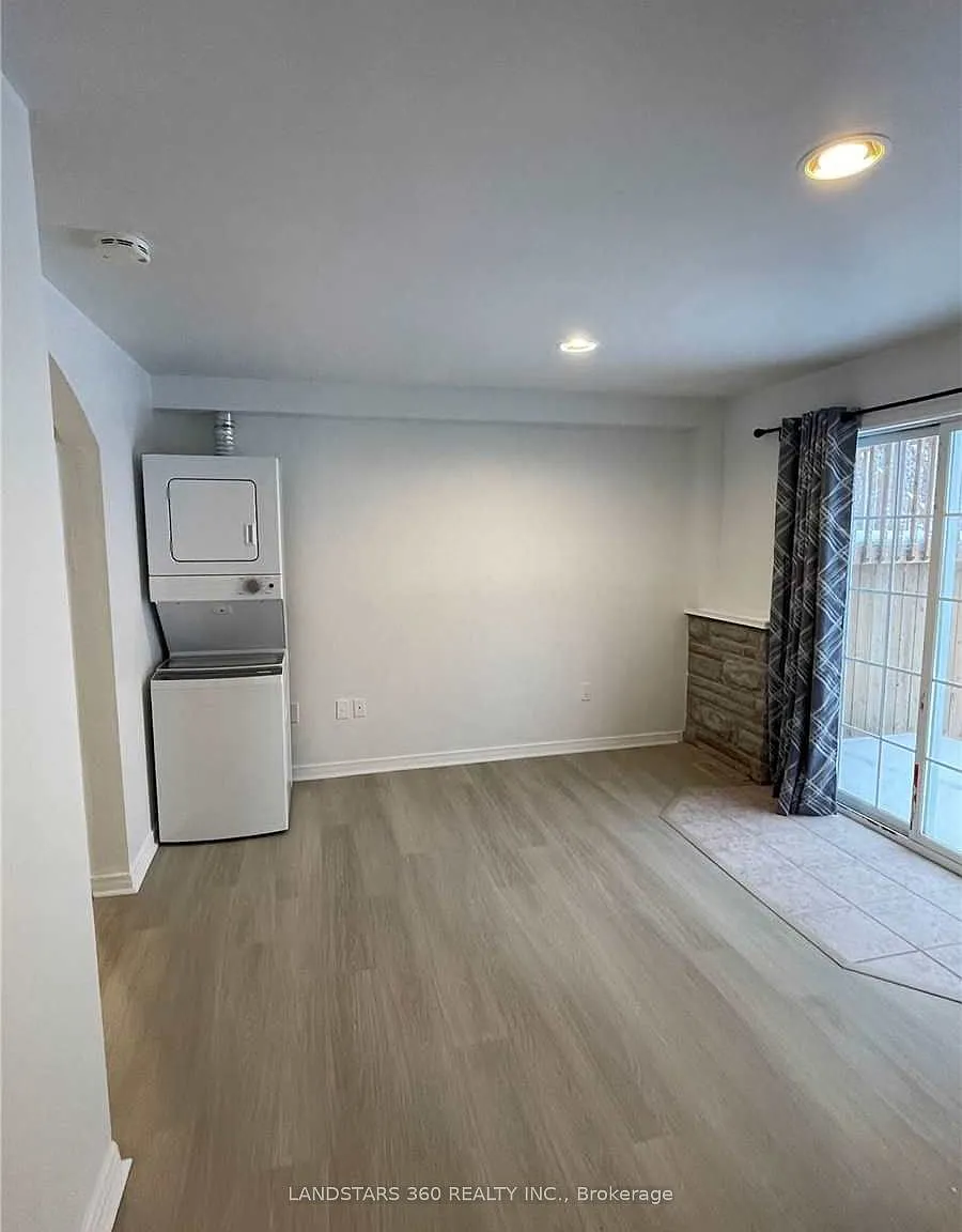 2 bed, $1,700 — Photo 4