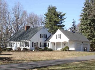 444 Russell Ave, Suffield, CT 06078