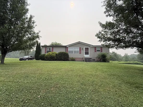 2148 Cranberry Rockland Rd, Kennerdell, PA 16374
