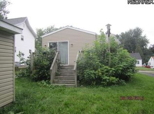 627 Wyandot Ave, Akron, OH