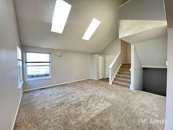 4th image of 1760 Juniper St