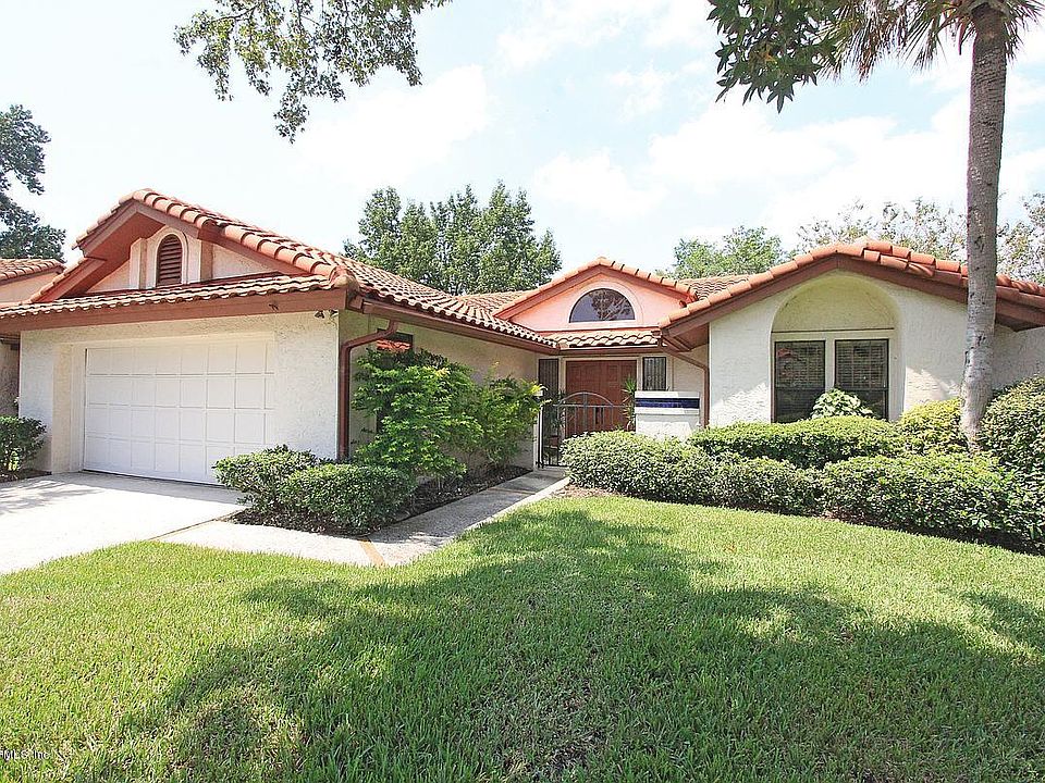 1st image of 4661 Corrientes Cir N
