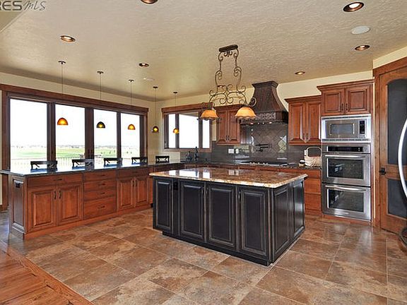 Entertainer's dream kitchen