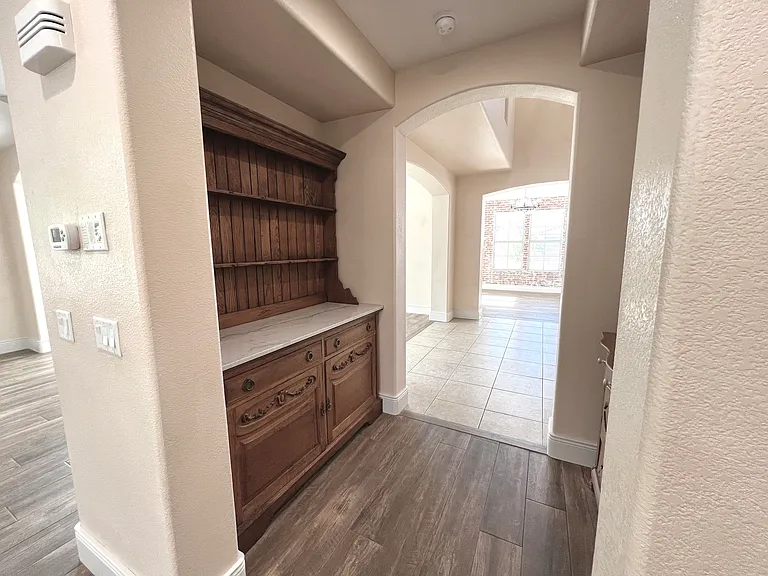 7140 Charter Crest St — Photo 34