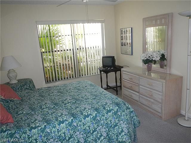 2nd image of 879 Meadowland Dr APT A