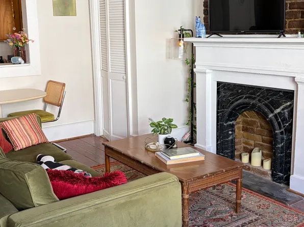 335 King St APT A, Charleston, SC 29401