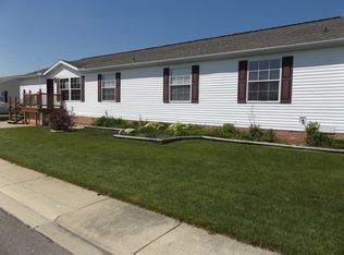 3955 Ryans Rdg, Monroe, MI 48161