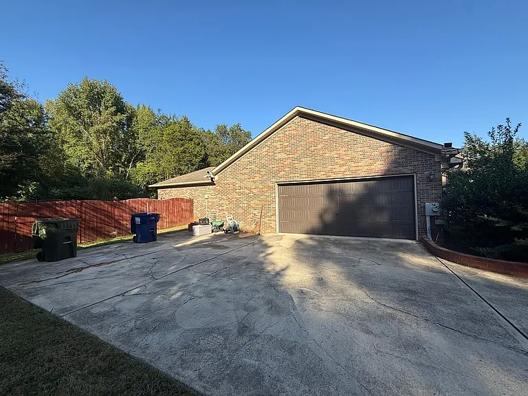 242 Turtle Creek Dr — Photo 4