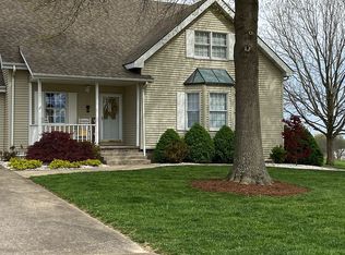 906 Pheasant Cove Dr, Cape Girardeau, MO 63701