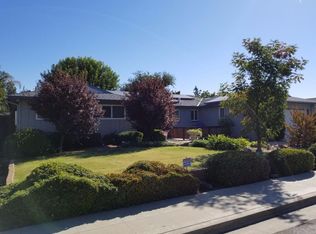 1553 Laverne Ave, Clovis, CA 93611