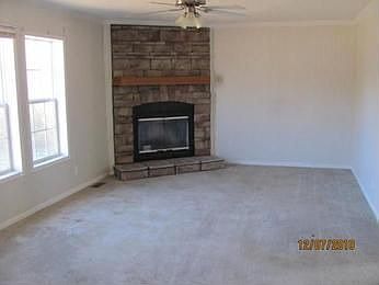 2nd image of 134 Four Leaf Clover Rd