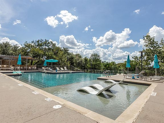3rd image of 3600 S Lamar Blvd APT 210