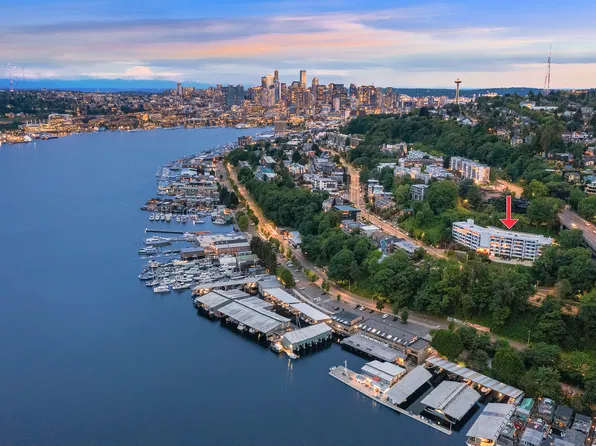 2565 Dexter Ave N APT 303, Seattle, WA 98109