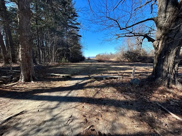 660 E Pleasant St, Amherst, MA 01002