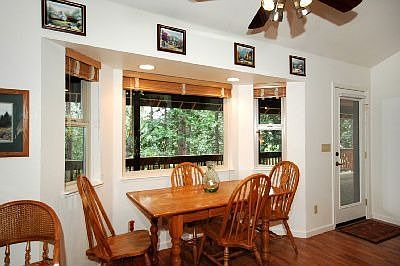 Breakfast nook has views of the sierra mountains as well.