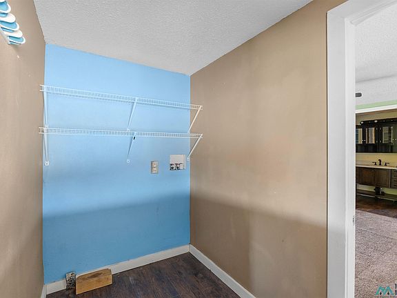 5th image of 14 Gutierrez Ln