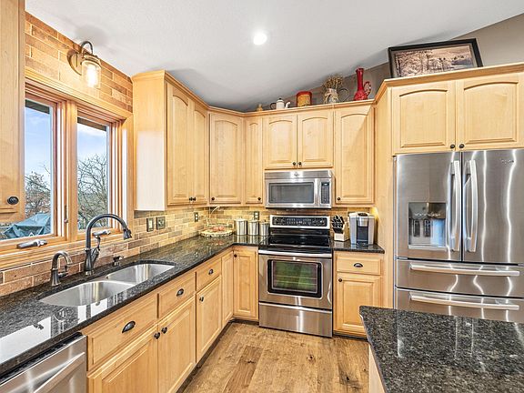5th image of 22287 169th St NW